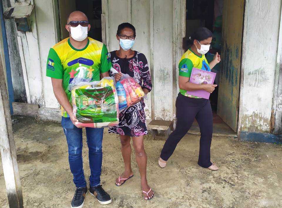 Camacã: Secretaria de Assistência Social faz visitas e entregas de produtos em povoado e zona rural
